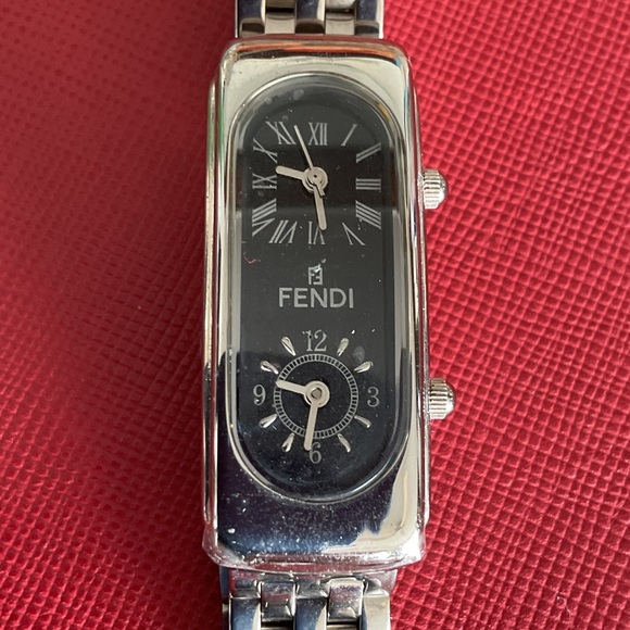 Fendi Dual Time Zone NEW Timepiece QUARTZ Watch - Picture 5 of 8